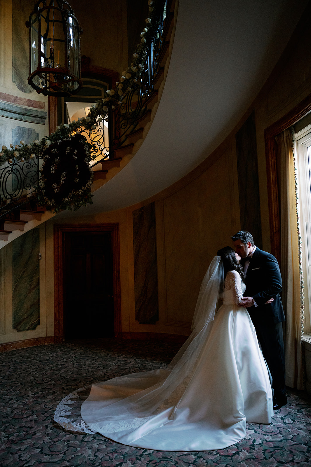 Editorial bride and groom kissing portrait at Pine Hollow Country Club.