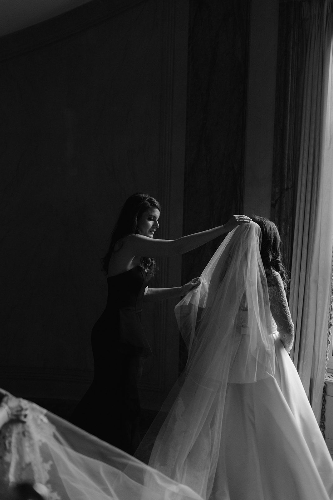 Black and white editorial bride getting ready photo. 