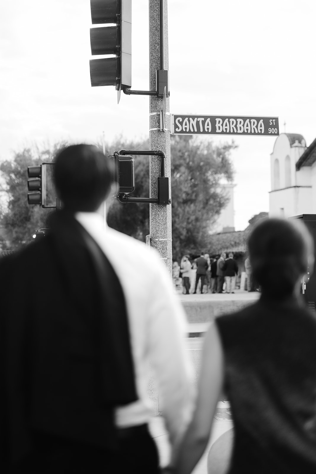 Couple walking in downtown Santa Barbara. 
